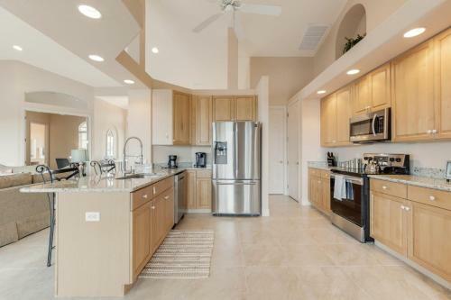 Villa Paws N' Paradise - Cape Coral - Roelens Vacations