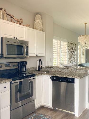 Driftwood Villas Marina