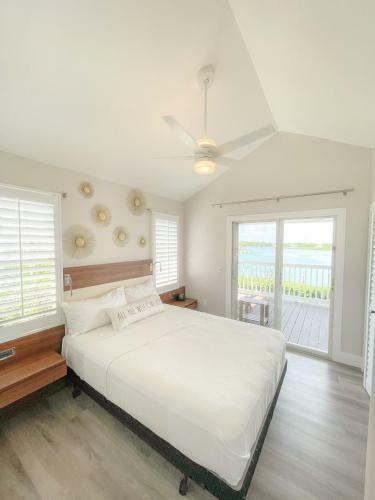 Driftwood Villas Marina