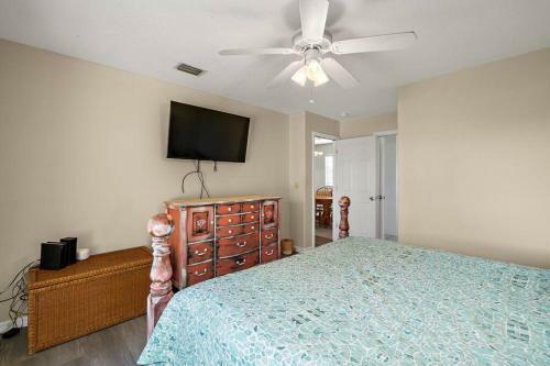 Close To The Beach 3-2 Relaxing Townhome