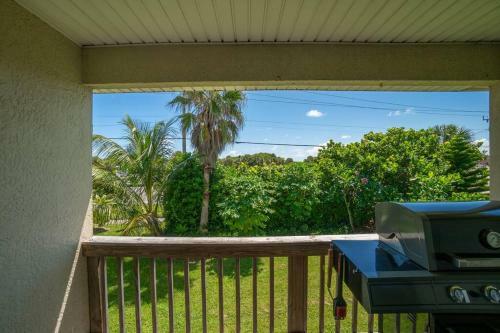 Close To The Beach 3-2 Relaxing Townhome