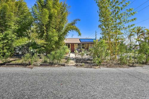 Unique Nokomis Home About 2 Mi To Beach Access!