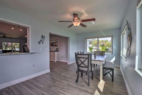 Waterfront Nokomis Escape With Dock And Kayaks!