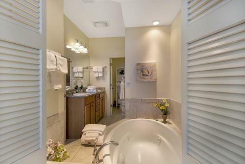 Oceanfront 3bed/3bath Townhouse W/ Arcades