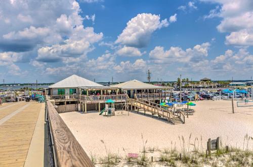 The Summer Breeze Retreat - Near Navarre Beach!