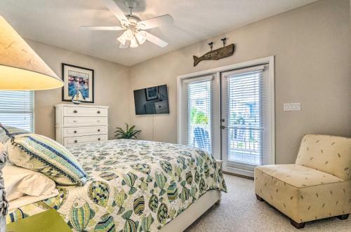 The Summer Breeze Retreat - Near Navarre Beach!