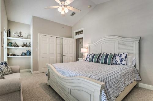 The Summer Breeze Retreat - Near Navarre Beach!