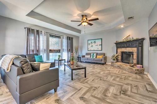 Private Gulf Breeze Gem With Easy Shore Access!