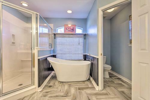 Private Gulf Breeze Gem With Easy Shore Access!
