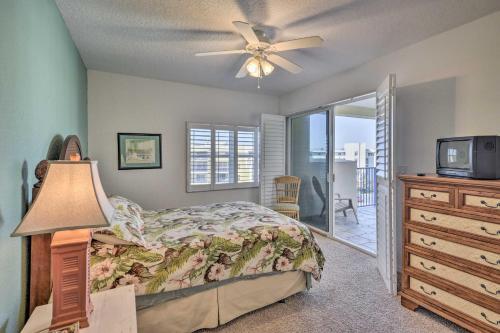 Apartamento Coastal Penthouse Steps To New Smyrna Beach!