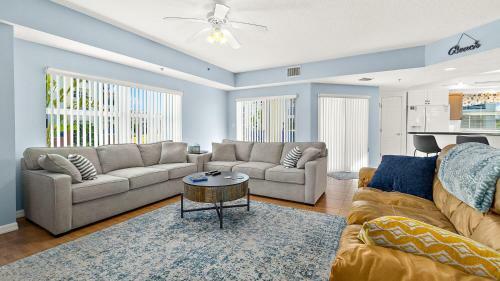 Oceanwalk By Teeming Vacation Rentals