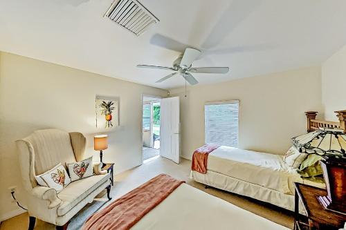 Binnacle Beach House I