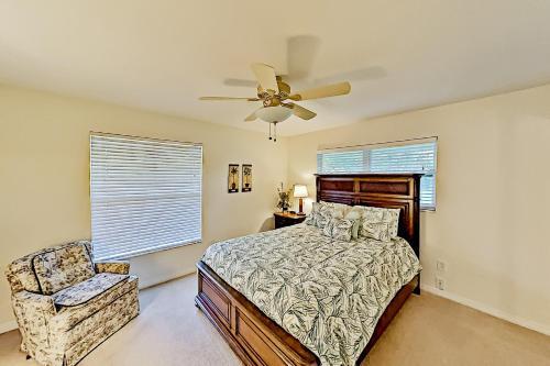 Binnacle Beach House I