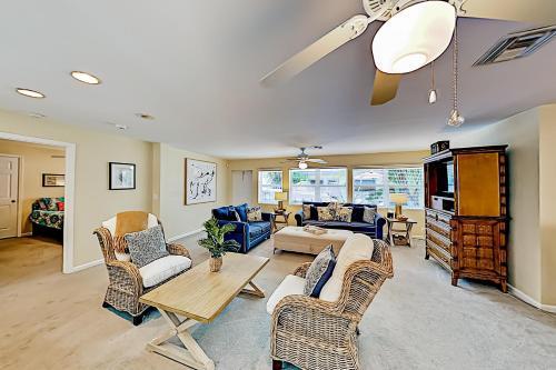 Binnacle Beach House II