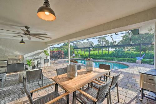 Upscale Getaway With Outdoor Oasis 4 Mi To Sand