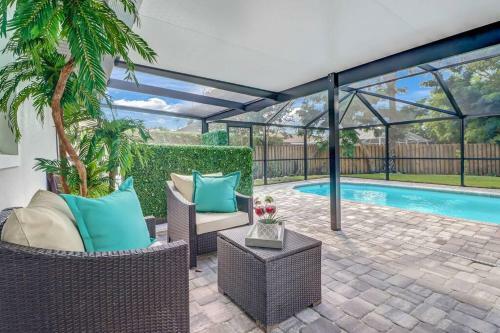 Central Naples Vacation, Ht Pool&hottub, Reno-2021