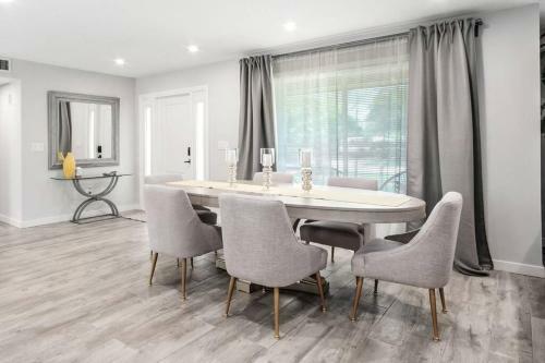 Central Naples Vacation, Ht Pool&hottub, Reno-2021