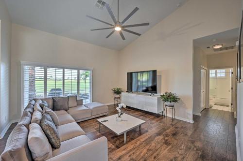 Modern Naples Home With Community Amenities!