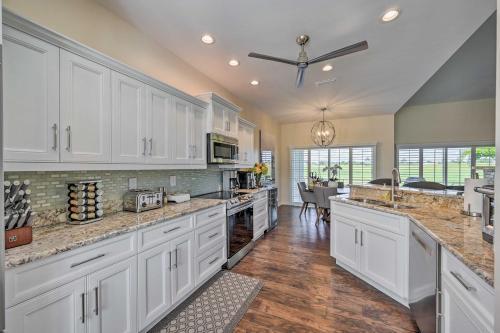 Modern Naples Home With Community Amenities!