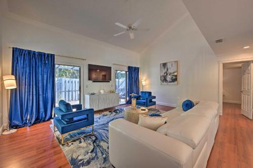 Apartamento Luxe Naples Condo With Lanai Less Than 2 Mi To Beaches!