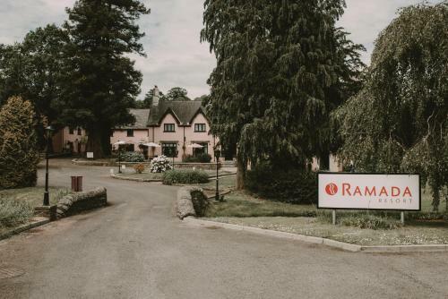 The Cwrt Bleddyn Hotel & Spa