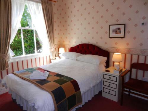 Hostal Overcombe House