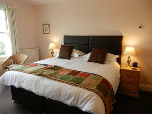 Hostal Overcombe House