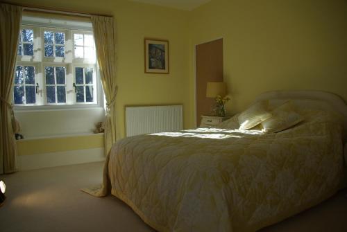 Bed & Breakfast Tresco House