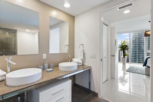 Apartamento Luxury View Corner Unit 2/2 - Icon Brickell