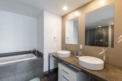 Apartamento Luxury View Corner Unit 2/2 - Icon Brickell