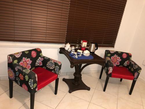 V - Private Suite Next To Calle Ocho (apt 2)