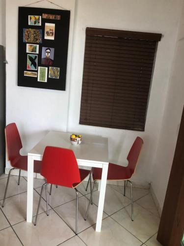 V - Private Suite Next To Calle Ocho (apt 2)