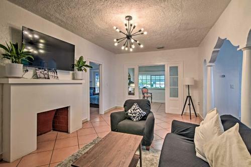 Miami Home With Covered Patio And Private Yard!