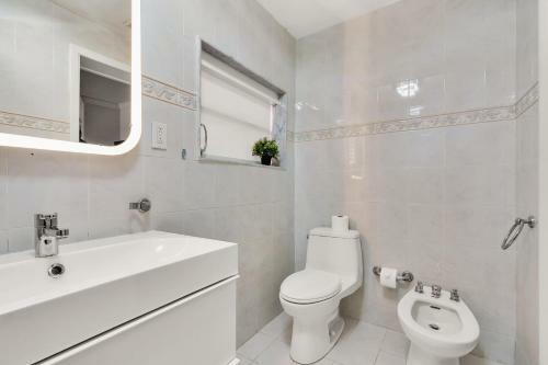 Fantastic House 5min To Brickell W/ Pool & Tub