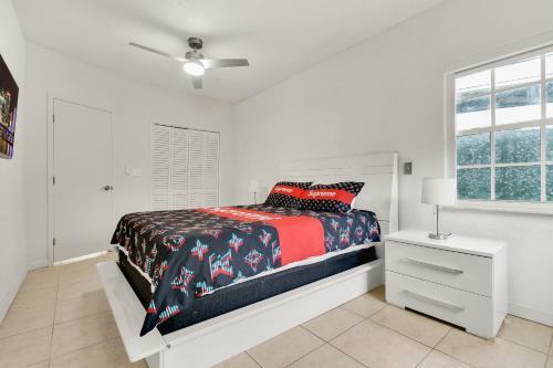 Fantastic House 5min To Brickell W/ Pool & Tub