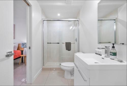 Lh Suites