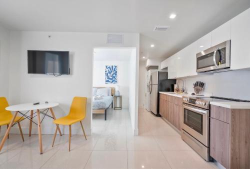 Lh Suites