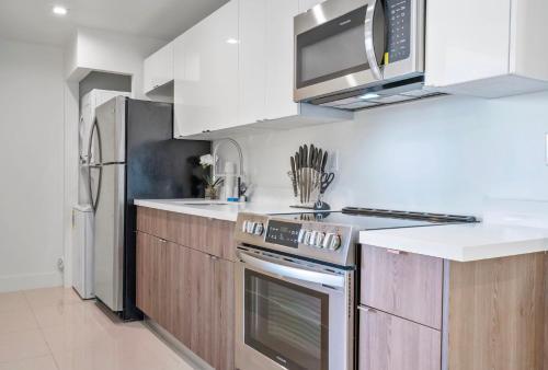 Lh Suites