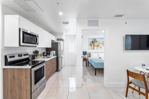 Lh Suites