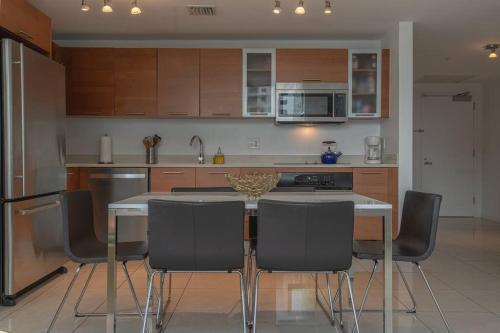 Apartamento Casa Centrale: Design, Location, Pool, Parking