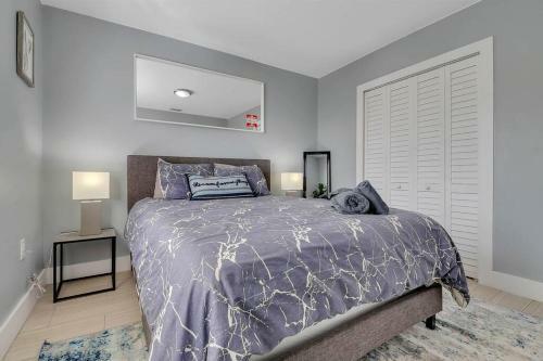 Modern Design District 4 Bed 2 Bath Gated Home