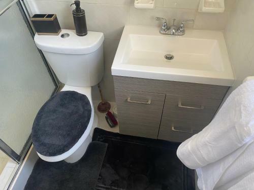 Hostal Private Space Efficiency Miami