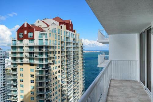 Apartamento Stylish Apt @brickell With Pool And Great Comfort (3504)