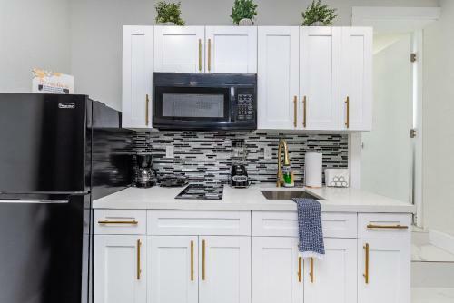 Villa **spacious/private 5br House Design District**