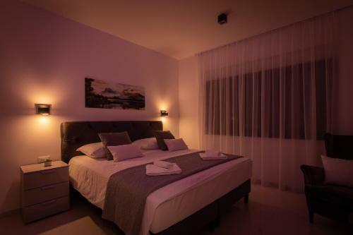 Luxury Villa Anchor