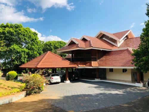 Hotel Palace Avenue Hill Resort