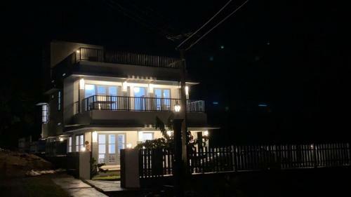 Villa Hillside Inn