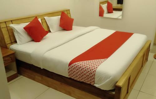 Hotel Limra Residency