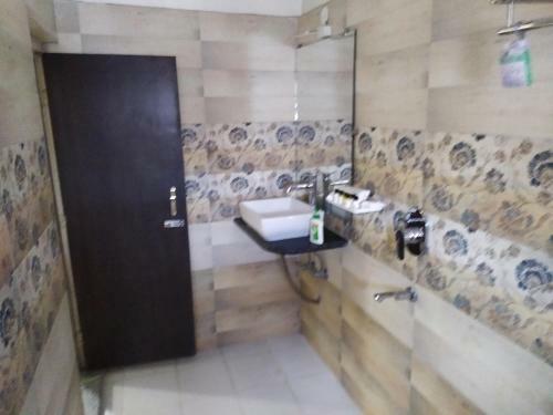 Hotel Holiday International