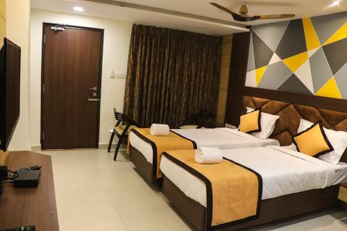 Hotel Honey Hive
